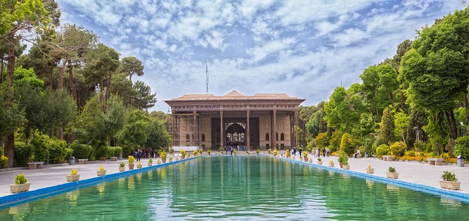 Chehel Sotoun palace